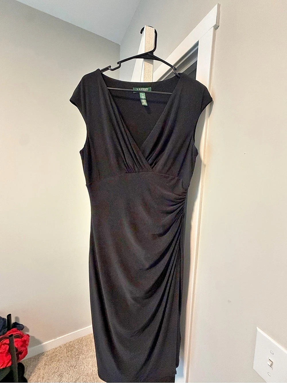 Lauren Ralph Lauren Black Ruched Midi Dress Size 12 Like New